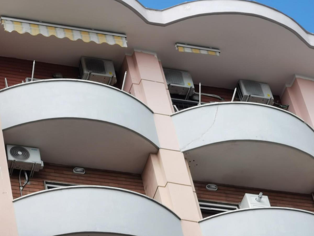 Le Terrazze Del Sole Apartment Наполи Екстериор снимка