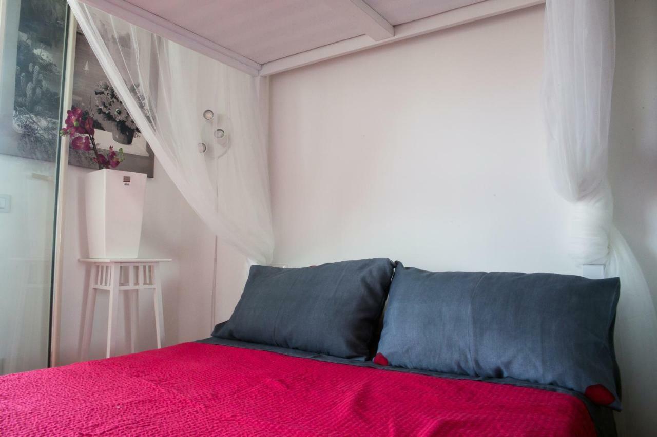 Le Terrazze Del Sole Apartment Наполи Екстериор снимка