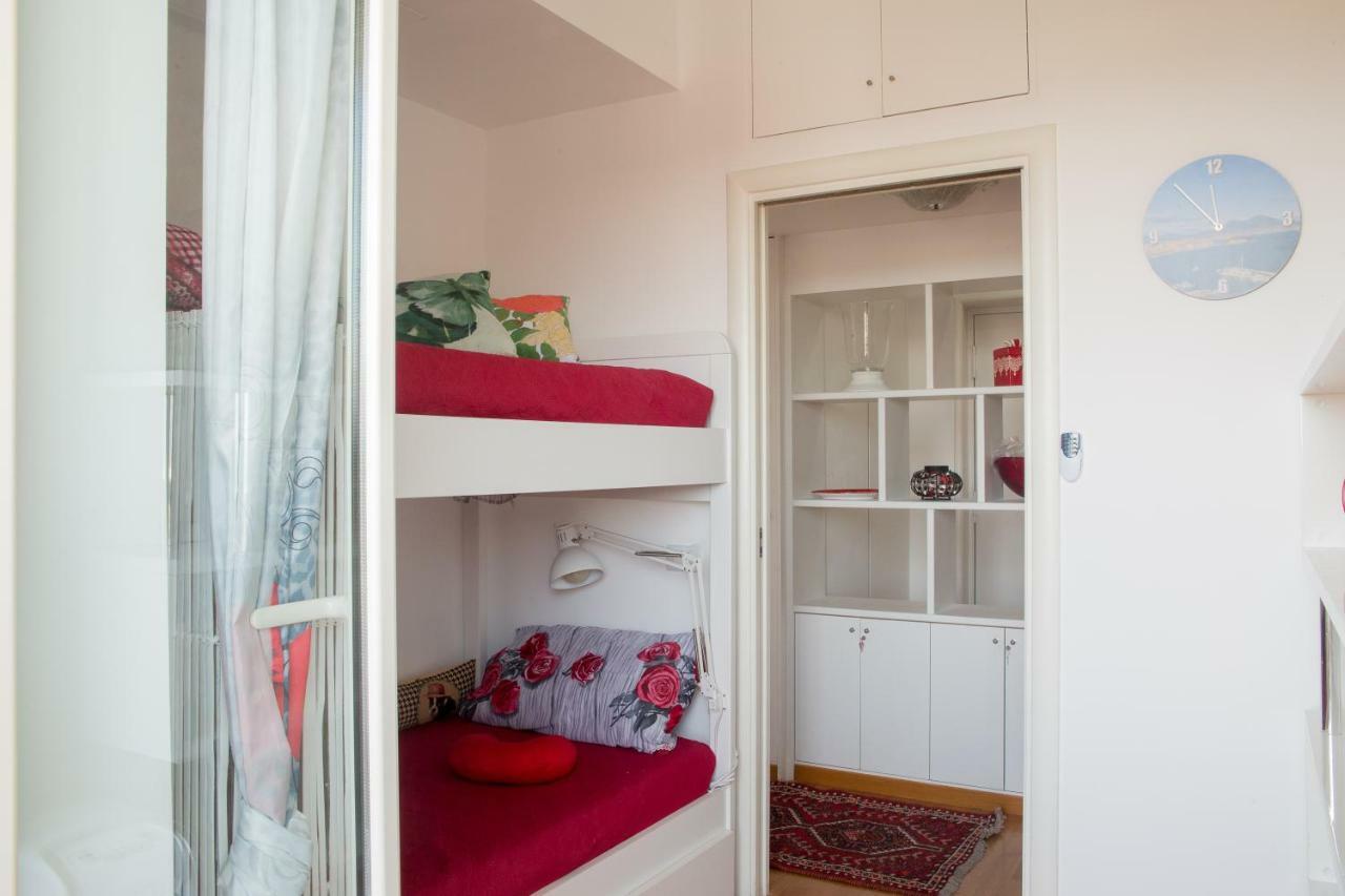 Le Terrazze Del Sole Apartment Наполи Екстериор снимка