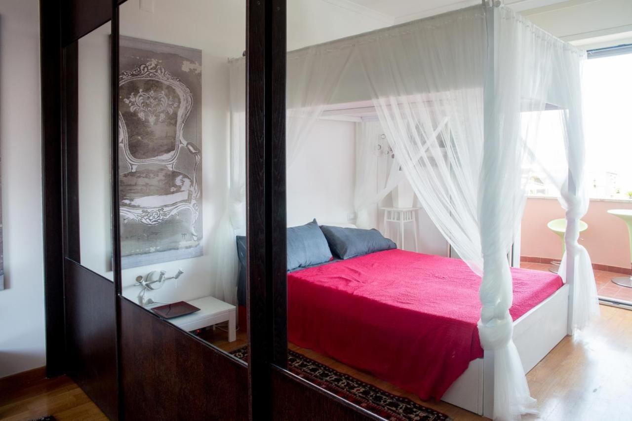 Le Terrazze Del Sole Apartment Наполи Екстериор снимка